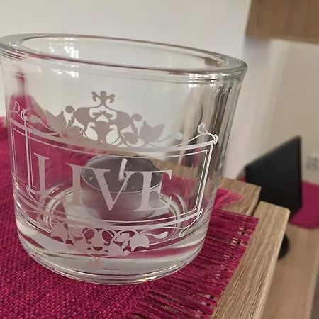Centre * 奥洛穆茨