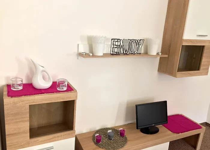 Centre Apartment *